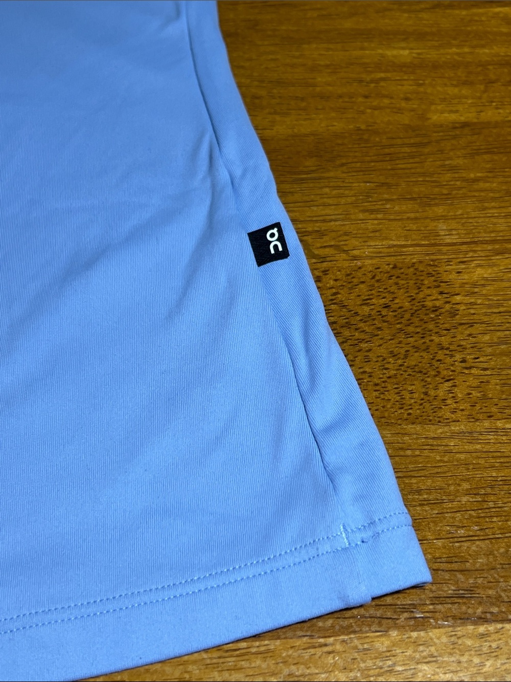ON RUNNING Light Blue Sleeveless Tank Top Size SMALL - Picture 2 of 6